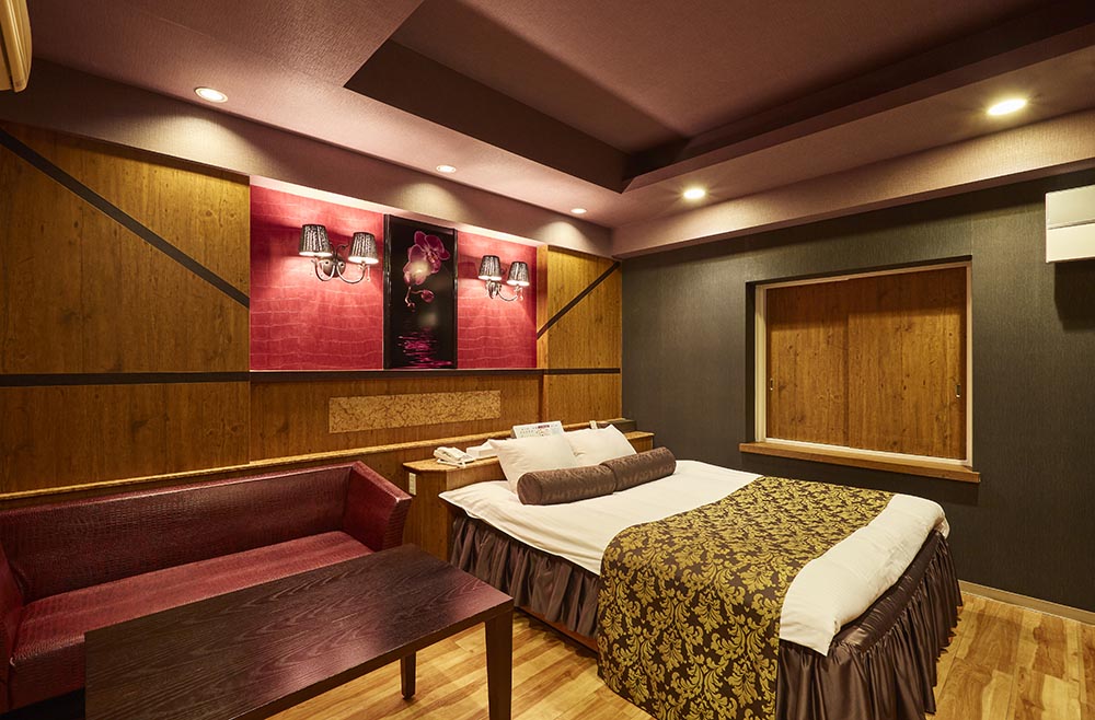 Glamourous -room.NO305-